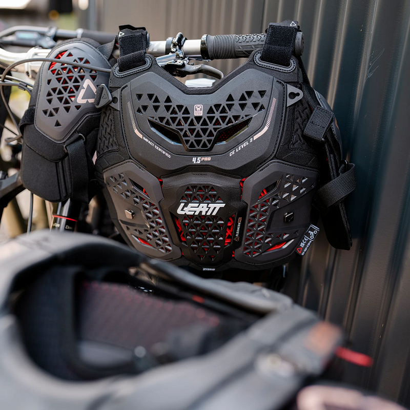 Leatt Women Chest Protector